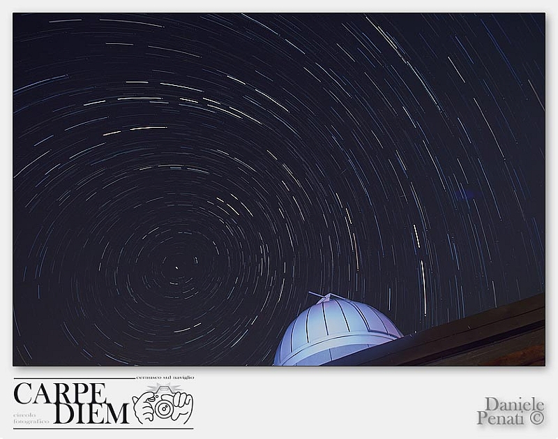 Startrail dalla cupola.jpg